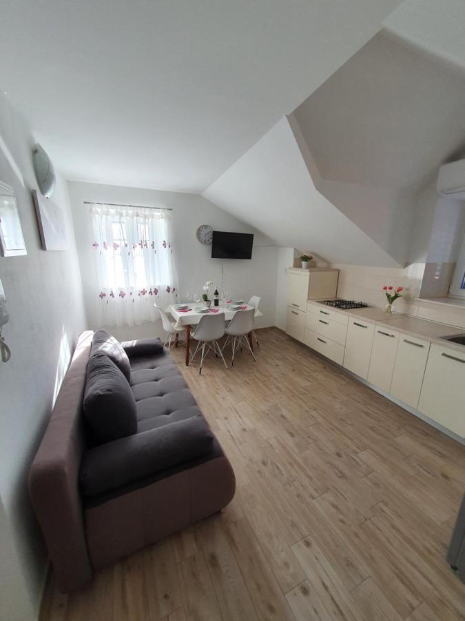 Apartaments Ukic Prvic Sepurine Esterno foto