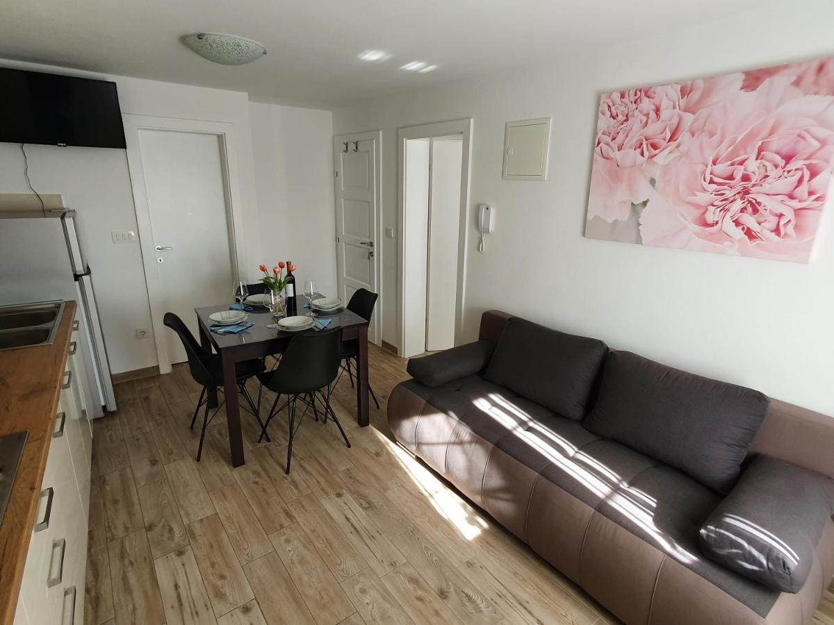 Apartaments Ukic Prvic Sepurine Esterno foto